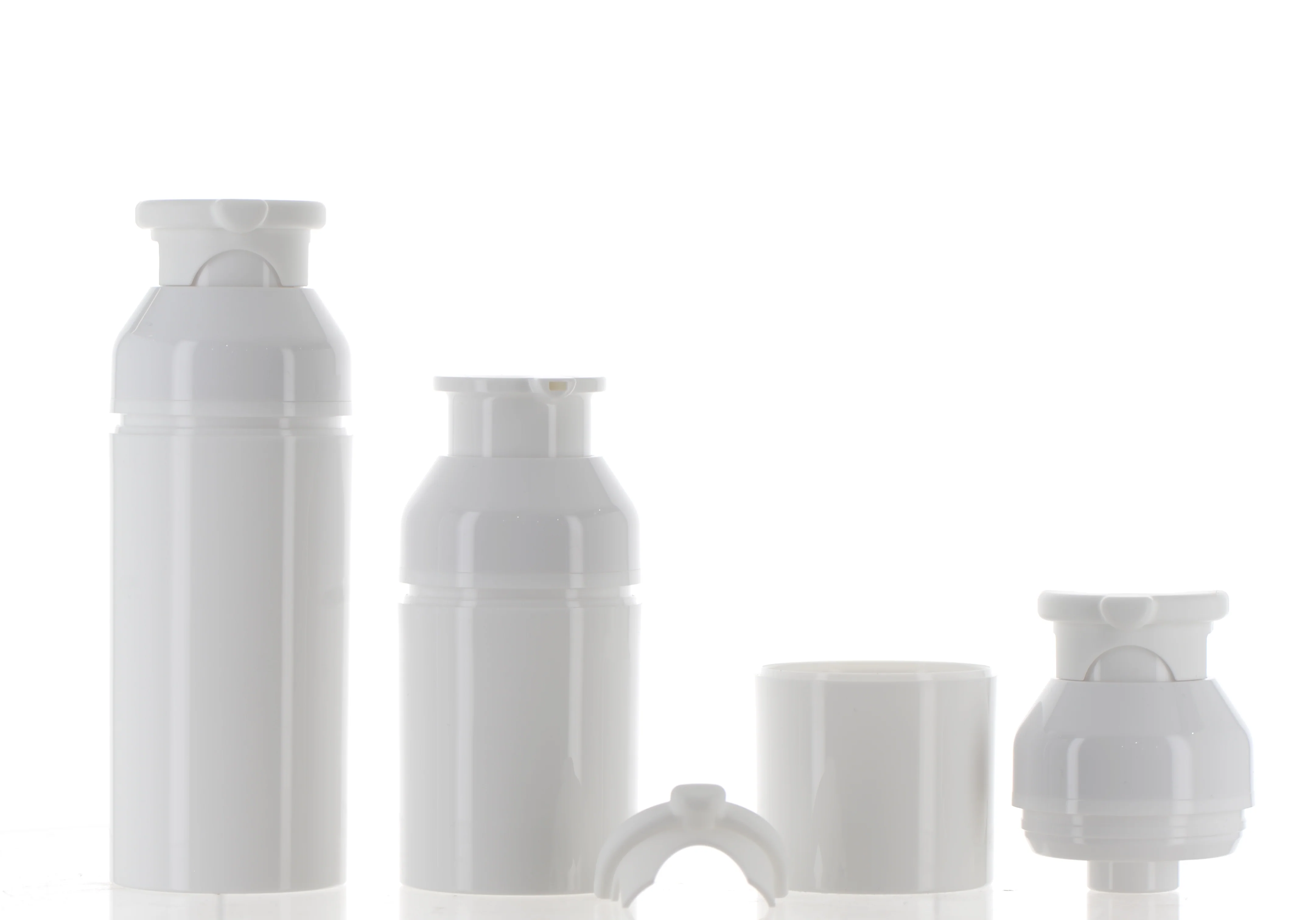 InnovateGlow Airless Treatment Pump Bottle - Image 2