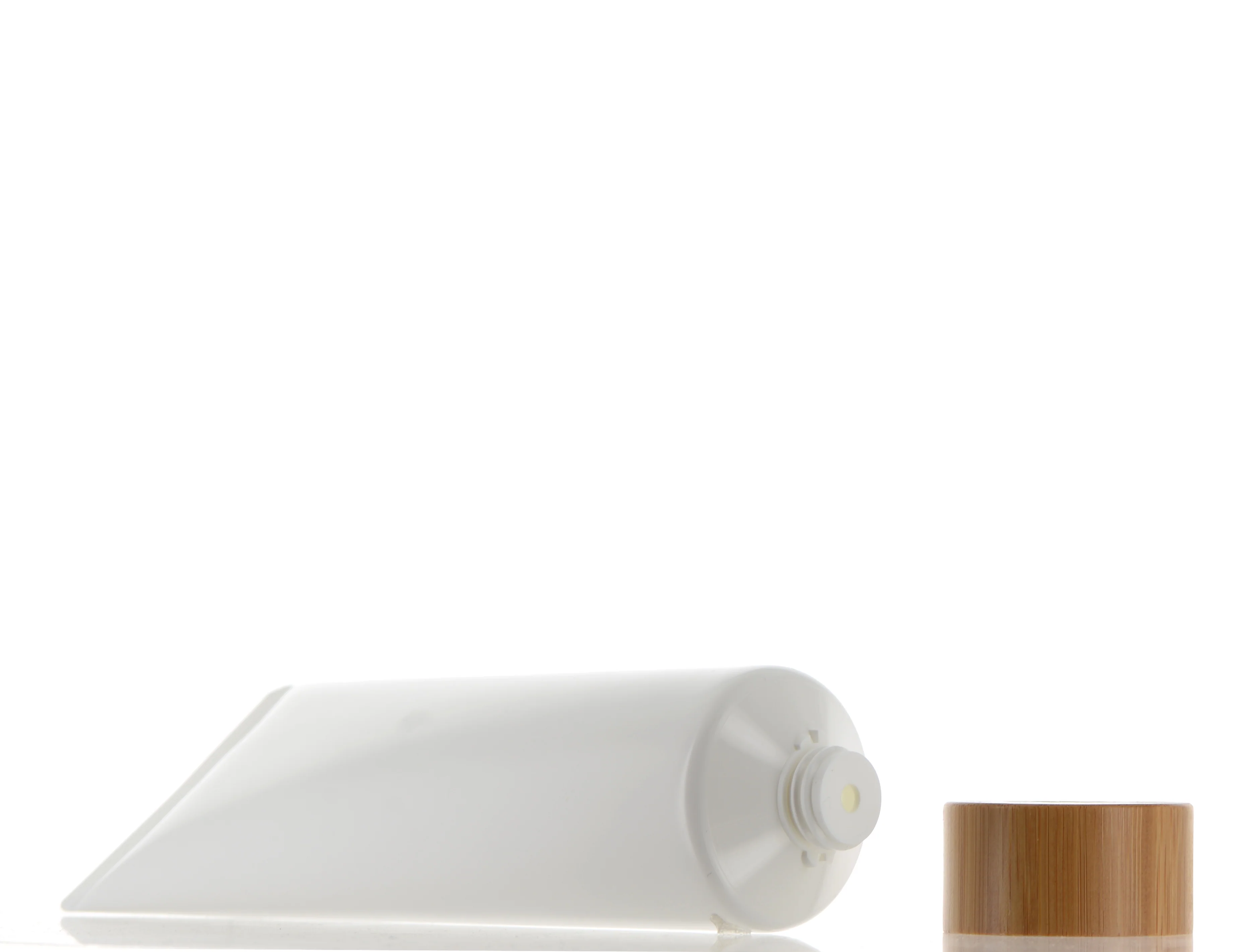 PE, 5 layer Tube with Bamboo Screw Cap - Image 2