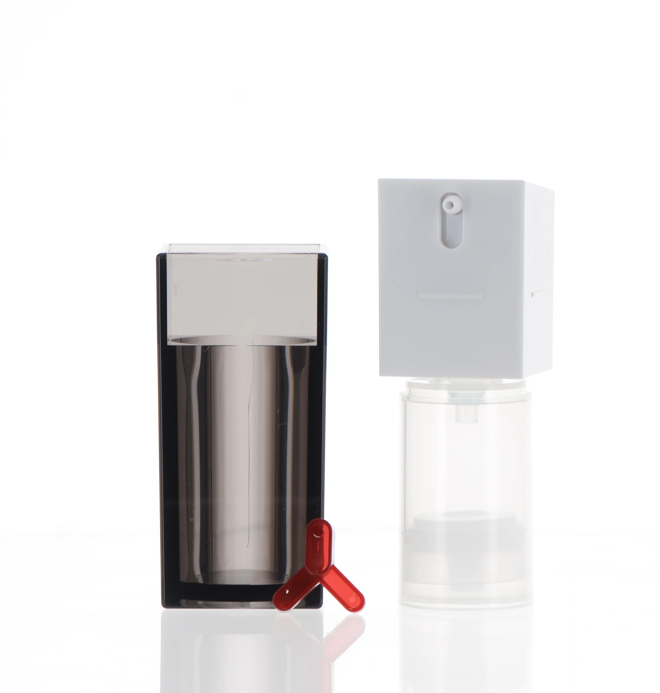 Radiance Reserve Airless Treatment Pump Bottle - Image 5